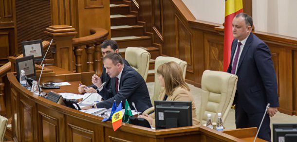Candu invită liderii protestatarilor la dialog. Foto: sputnik.md