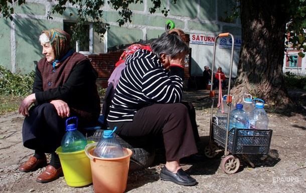 Лидером по количеству людей за чертой бедности стала Болгария.