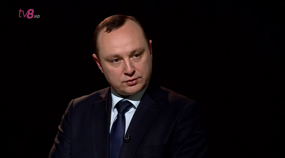 Батрынча об Украине: "Это война между двумя братскими народами". Коллаж: tv8.md