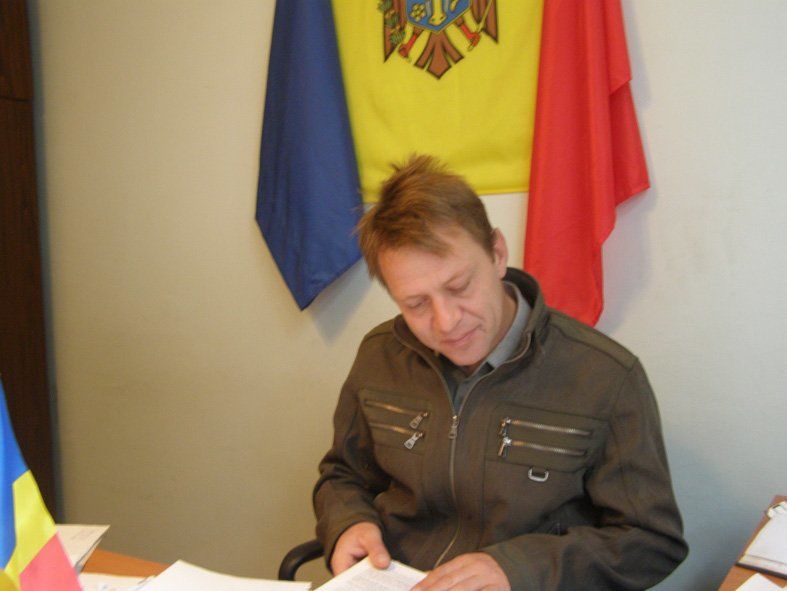 Новым председателем Резинского района стал Василе Гобжилэ.