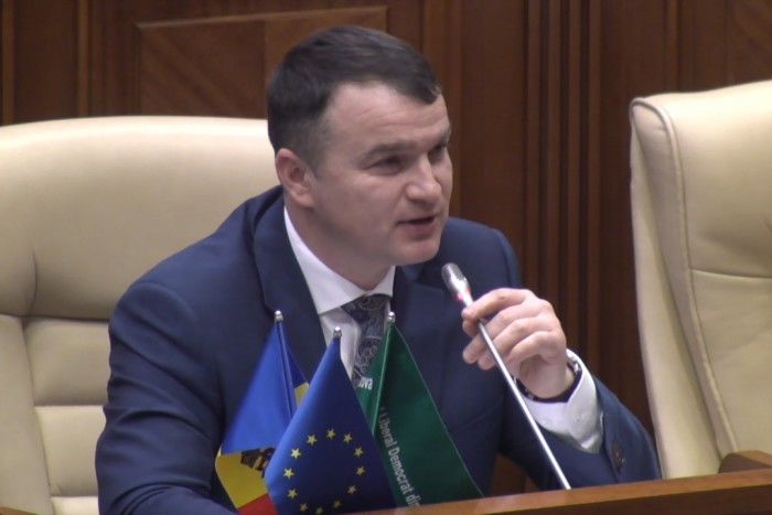 Grişciuc, care recent a ocupat fotoliul de deputat, și-a anunțat retragerea din PLDM.