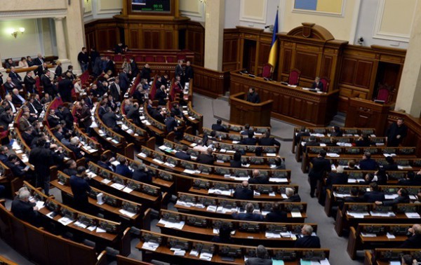 Парламентарии вернутся к голосованию о крымских татарах на следующей неделе.