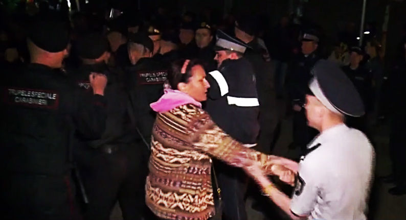 Poliția și Procuratura Capitalei va investiga incidentul produs în această dimineață, în adiacentul Pieţii Centrale.