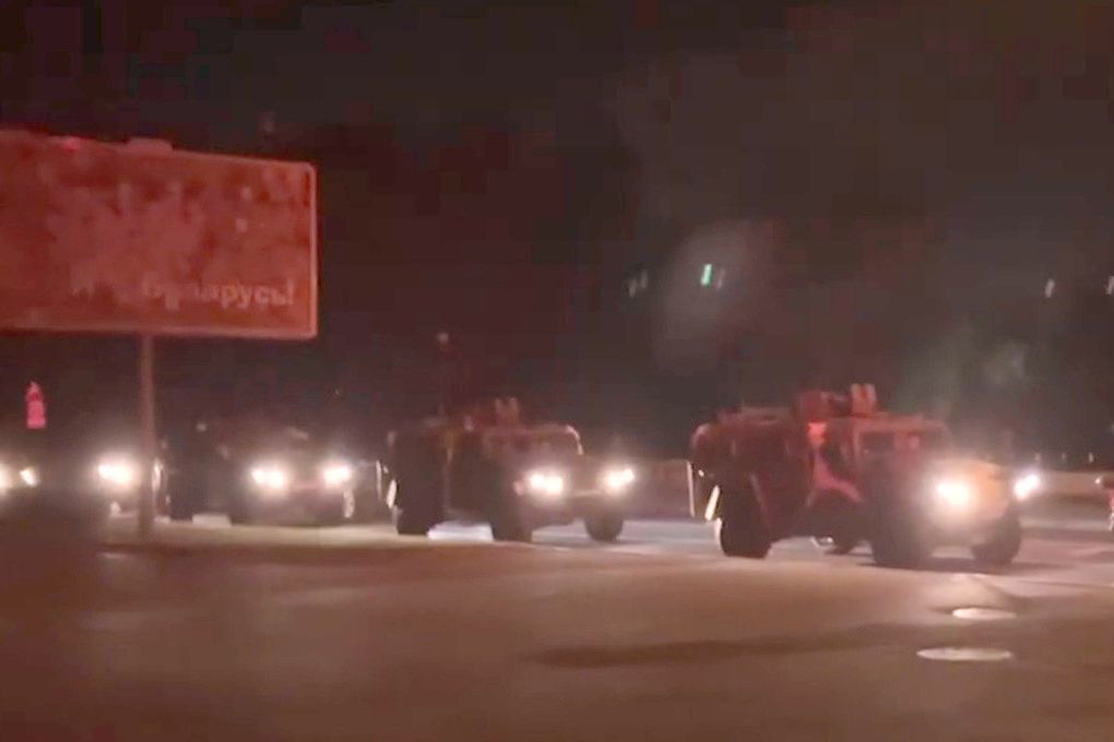 В Минск стекается военная техника.