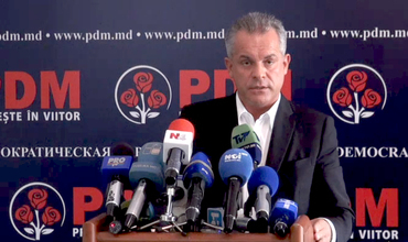 Totodată, prim-vicepreşedintele PDM a ţinut să menţioneze că nu a intrat în politică pentru anumite interese.