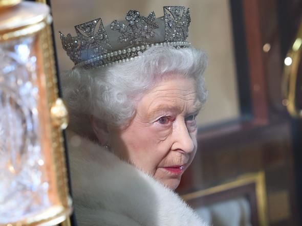 Cât bea Regina Marii Britanii într-o zi, la vârsta de 91 de ani