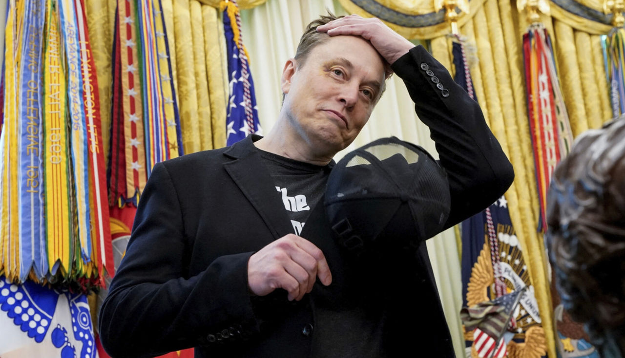 Elon Musk a început să vândă nume de utilizator pe X.