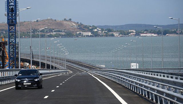 В ЕС назвали строительство Крымского моста нарушением суверенитета Украины.