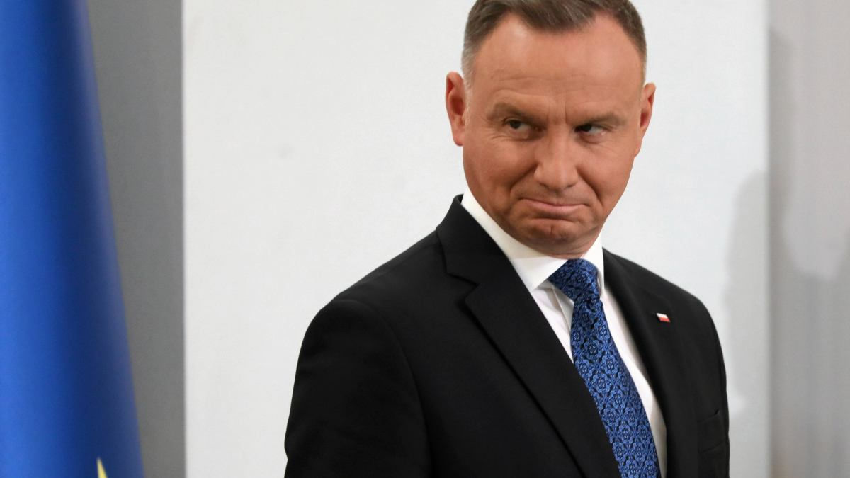 Дуда: Необходимо спокойно дождаться официальных результатов выборов.