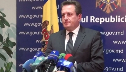 Viceministrul Apărării, Igor Panfile, a fost destituit la propunerea președintelui Nicolae Timofti.