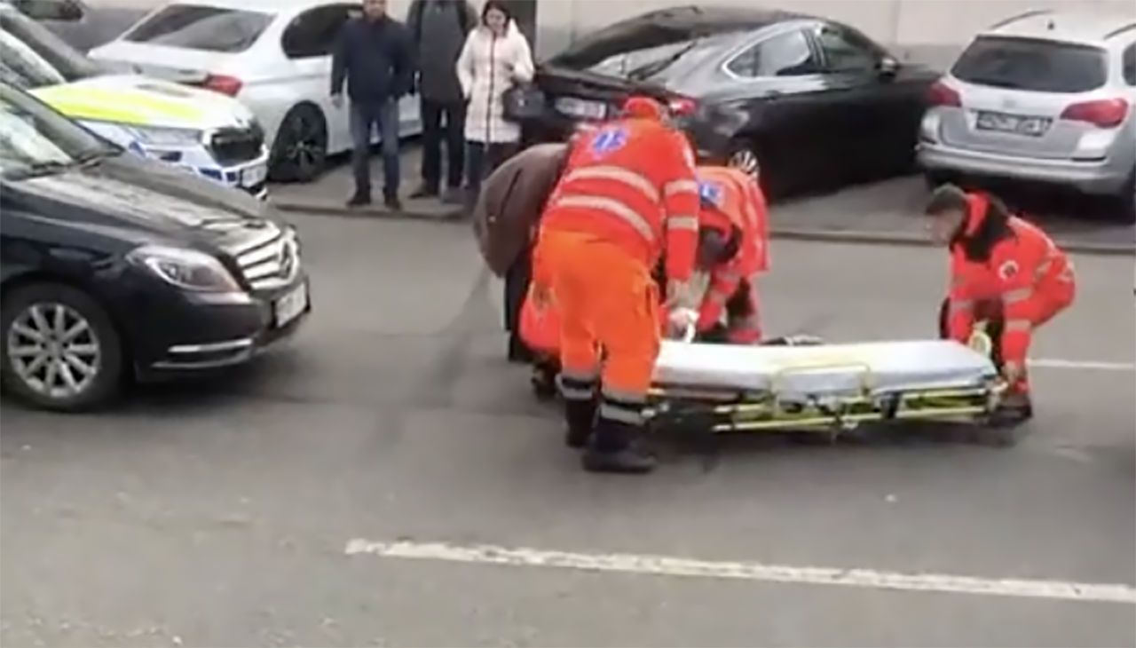 В Кишиневе водитель сбил пешехода.