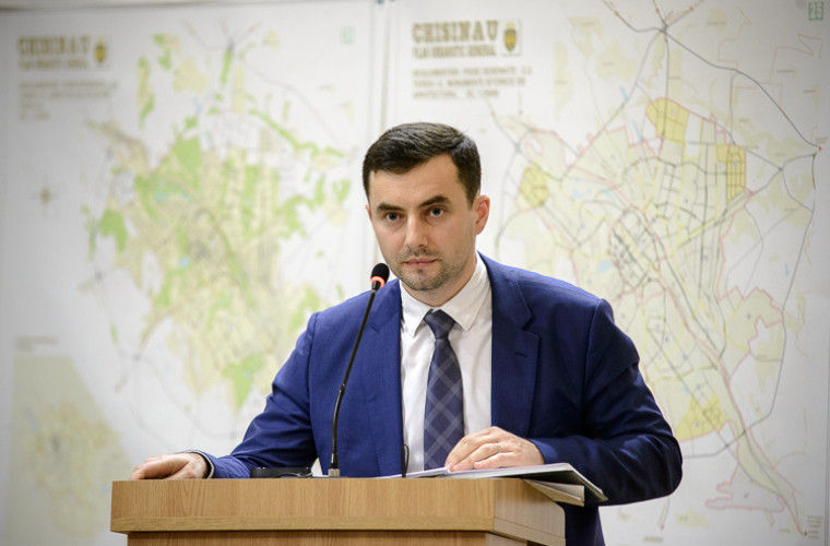 Ион Чебан: Вице-примара Илью Чебана допрашивают сотрудники НЦБК.