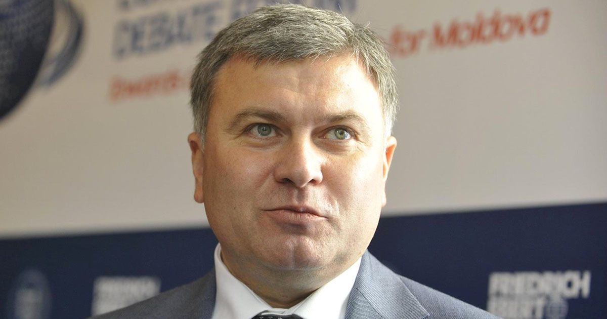Ambasadorul Republicii Moldova la București, accidentat la schi: Revenirea se amână.