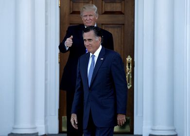 Дональд Трамп и Митт Ромни. Фото: Mike Segar / Reuters