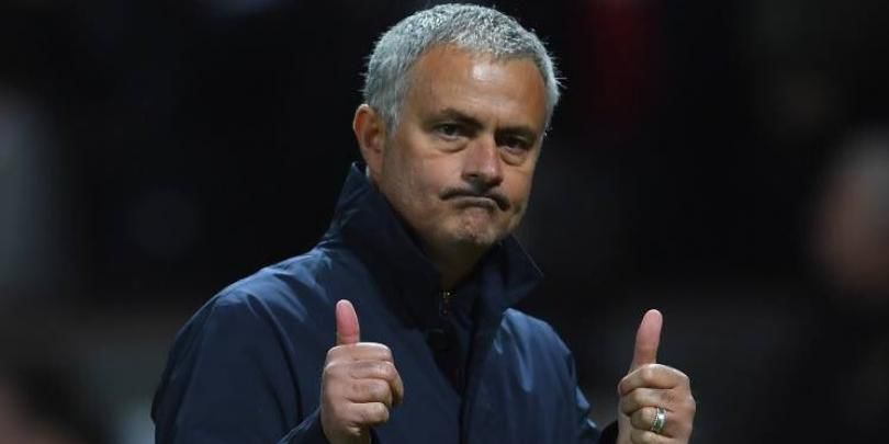 Jose Mourinho, legendarul manager al lui Manchester United.