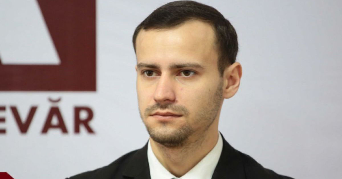 Лидер политической партии "Платформа за достоинство и правду" Дину Плынгэу.