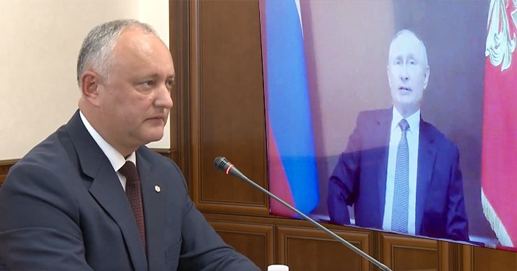 Додон попросил Путина восстановить транспортное сообщение с Молдовой.