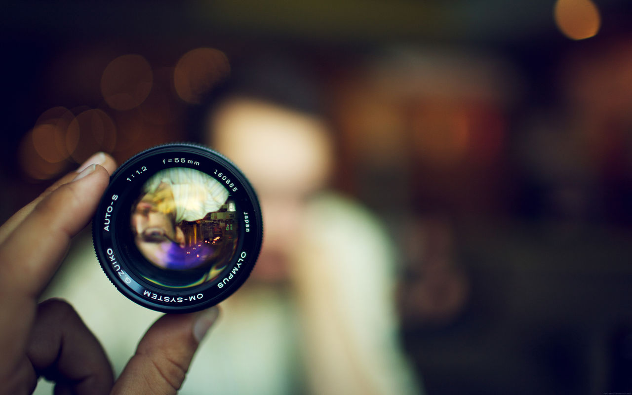 Скоро в продажу поступят фотокамеры способные самозаряжаться.