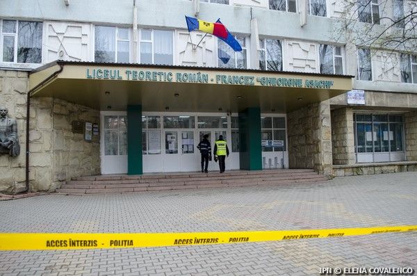 Autorul alertei cu bombă de la liceul „Gheorghe Asachi” din capitală a fost identificat şi reţinut.