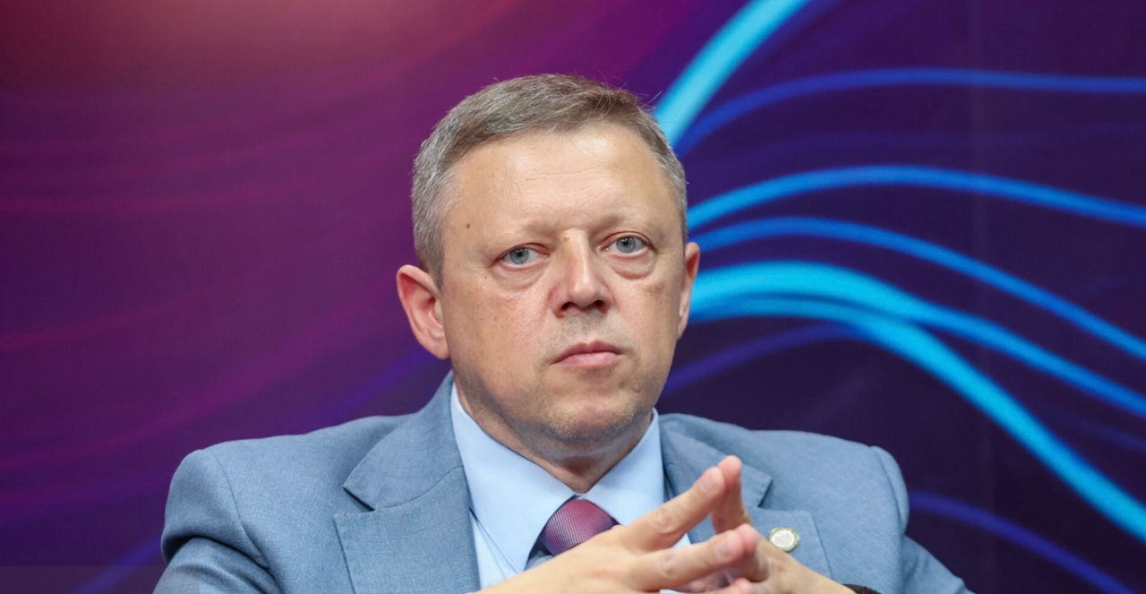 CEC: Nesuspendarea din funcție e cea mai evidentă utilizare ilegală a resurselor administrative.