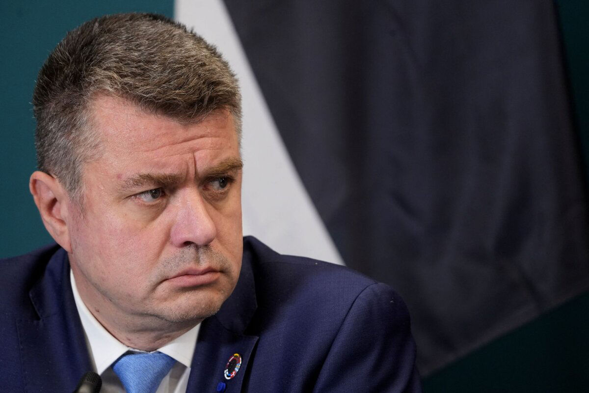 Министр иностранных дел Эстонии Урмас Рейнсалу.