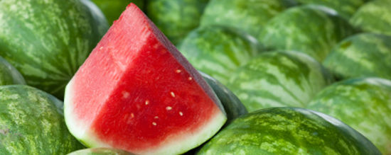 Este indicat sa consumăm pepeni verzi cumpăraţi din surse sigure. Foto: stildeviata.com