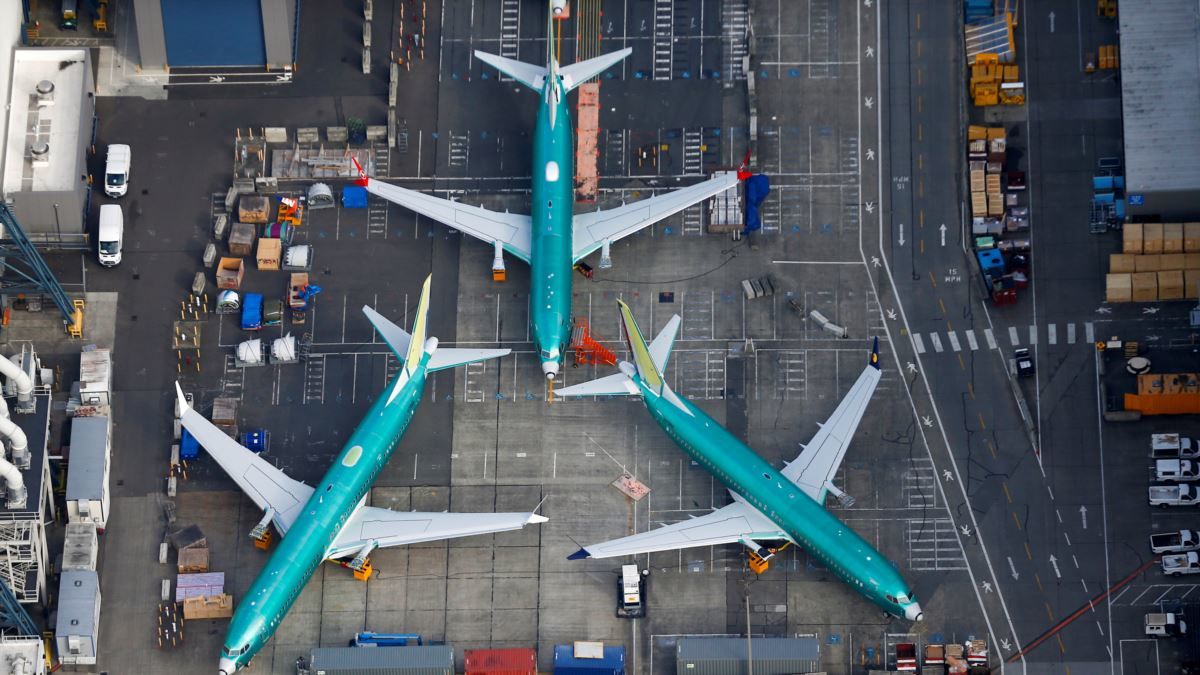 Boeing запустила план добровольных льготных увольнений из-за COVID-19.