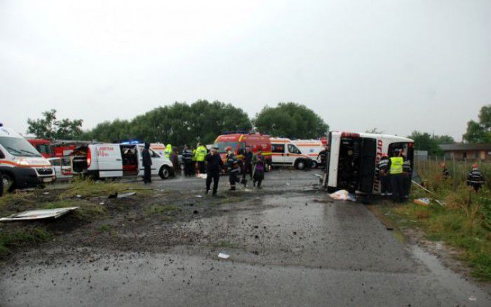 Şoferul turc, vinovat de accidentul din România în care au murit trei copii, a scăpat de arest. Foto: unimedia.info