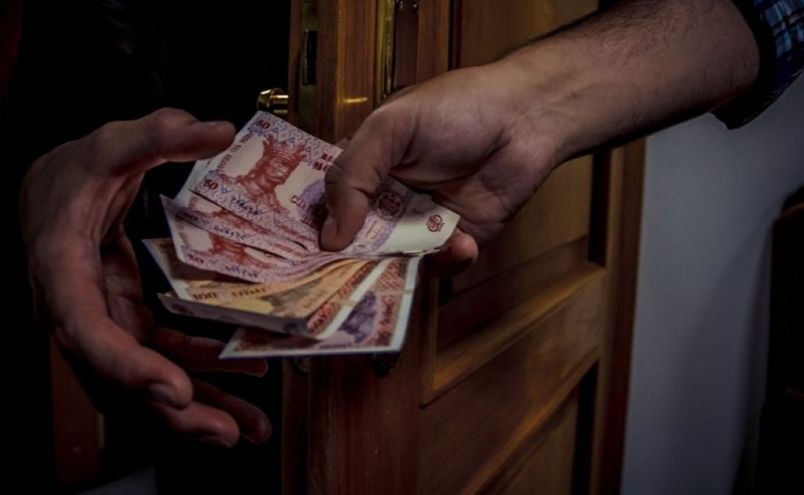 Avocatura, printre domeniile afectate de corupție.