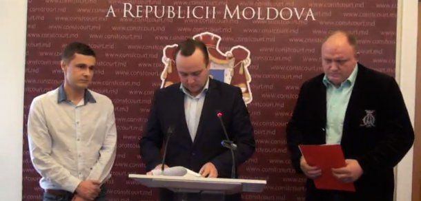 Dodon îl acuză pe Tănase că face politică. Foto: deschide.md