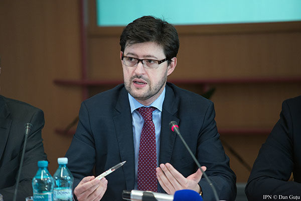 Глава Управления многостороннего сотрудничества МИДЕИ Андрей Попов.