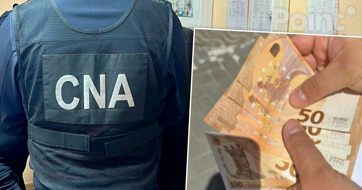 Funcționar public, reținut de CNA pentru pretinderea unei mite de 1.700 de euro.