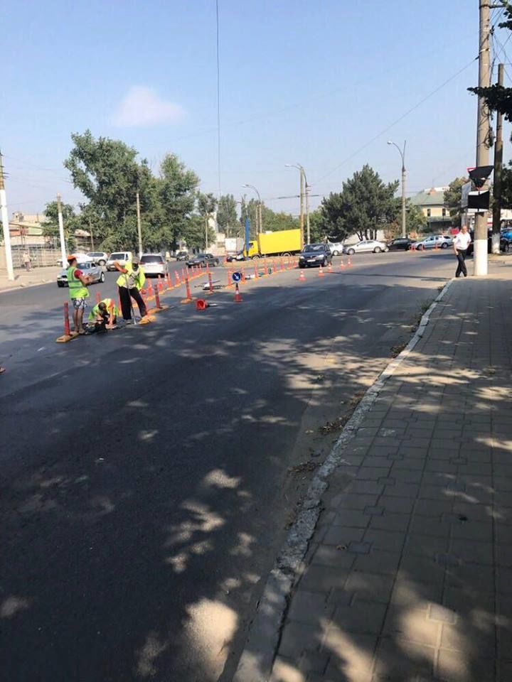 Atenţie şoferi! În Capitală apare un nou sens giratoriu. Foto: INP