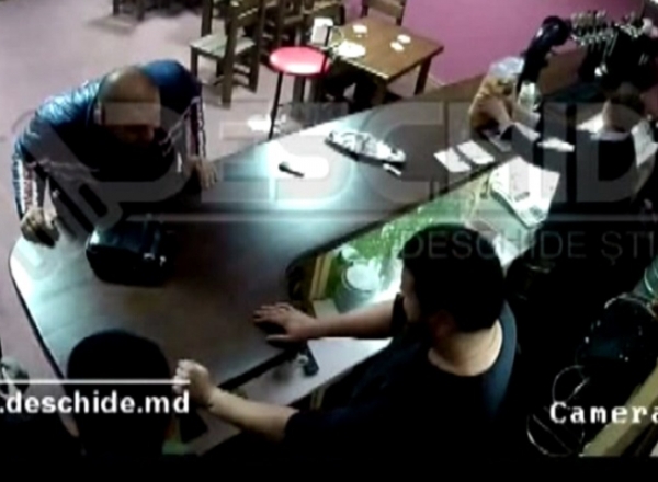Cei 4 politisti batausi de la Balti au fost demisi. Ei au fost destituiti din functie in baza unui ordin semnat de Seful Inspectoratului General de Politie.