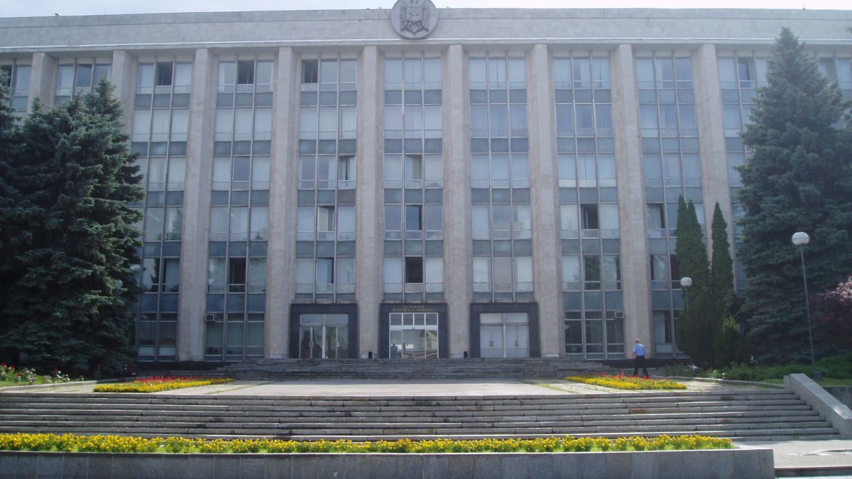 У сотрудников госучреждений будет новый рабочий график.