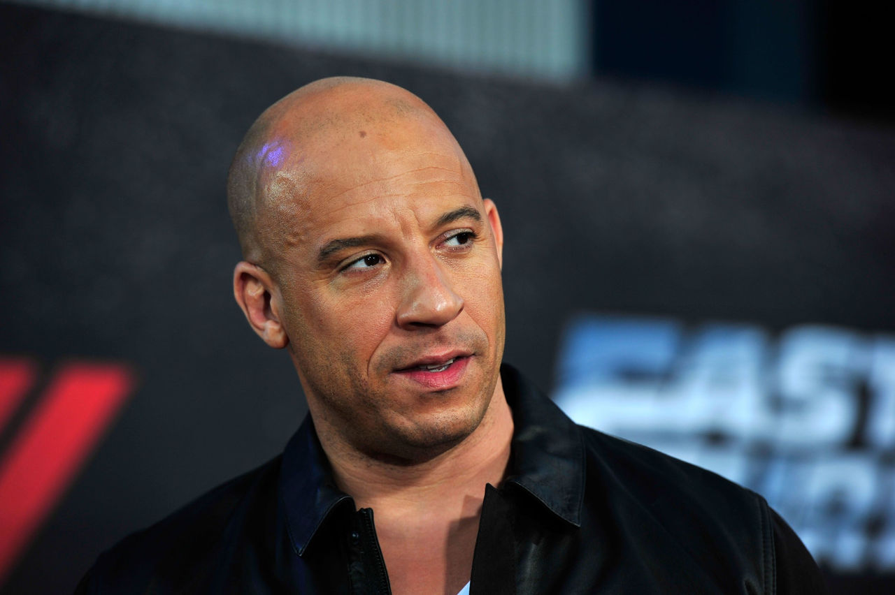 Instanța respinge o parte din acuzațiile fostei asistente a lui Vin Diesel împotriva actorului.