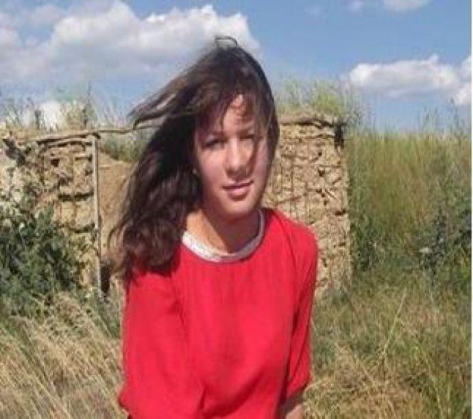 O minoră de 14 ani, domiciliată în satul Condrăteşti, raionul Ungheni, este dată dispărută.