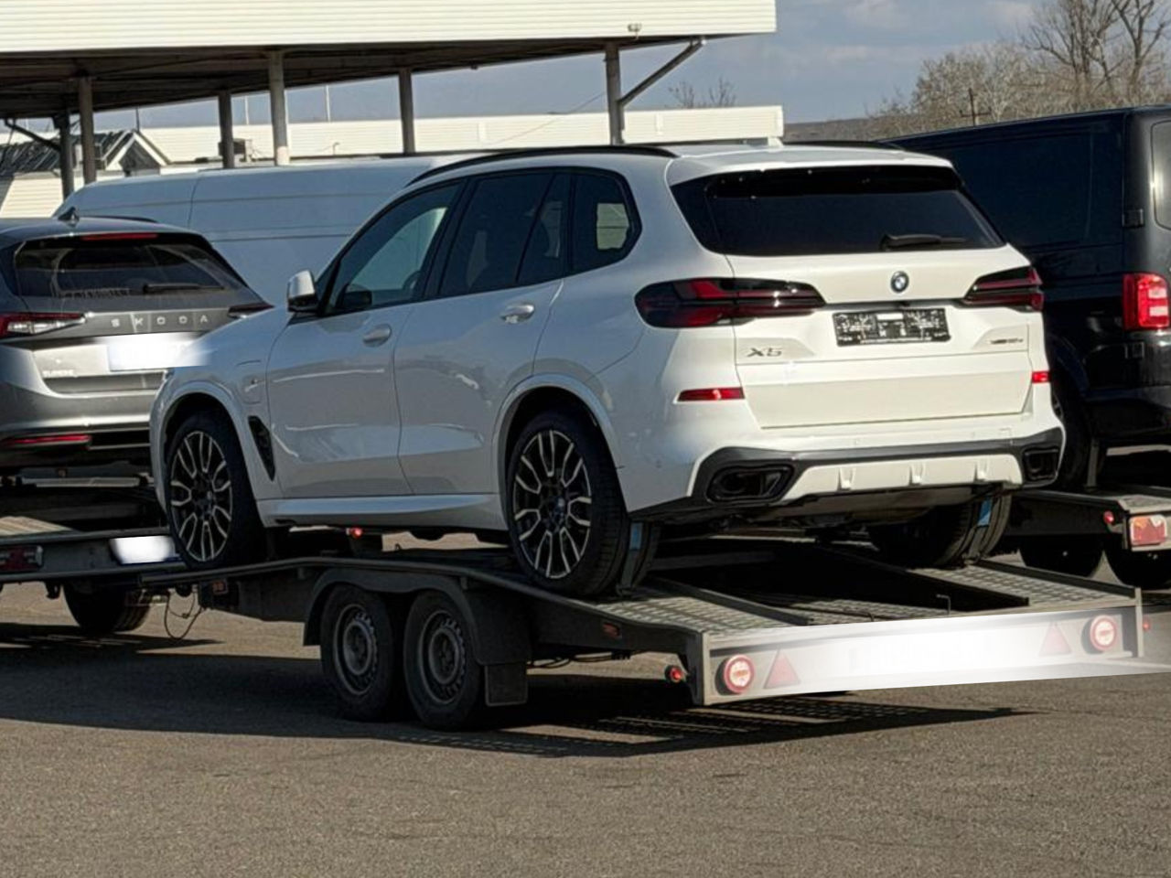 Попытка мошенничества на таможне Леушены: BMW X5 задекларировали на 30 000 евро меньше