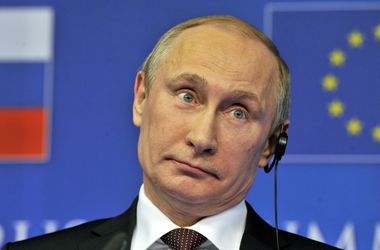 Российский президент считает, что власти сами могут разобраться в конфликте.