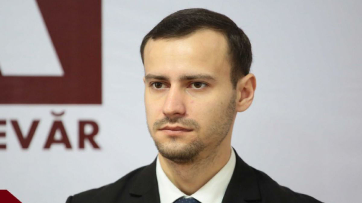 Председатель "Платформы DA" Дину Плынгэу.