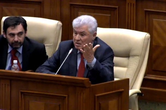 Строя новую тюрьму, действующие власти правильно думают о своем будущем.