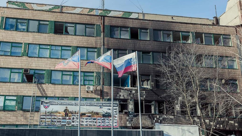 Гранатомет был в состоянии разрушить оба этажа этого здания.