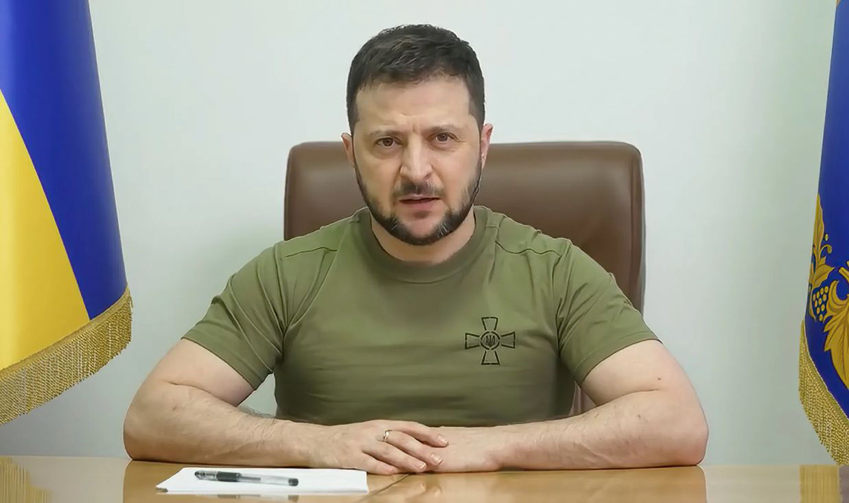 Зеленский: Каждый шаг РФ подтверждает факт, что мир должен действовать жестче.