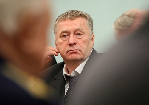 Лидер азербайджанской партии "Современный Мусават" Хафиз Гаджиев пообещал отрезать ухо Владимиру Жириновскому.