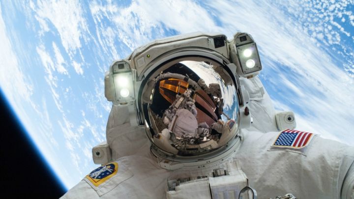 La sfat cu cei din Cosmos. Suveranul Pontif a vorbit cu astronauţii