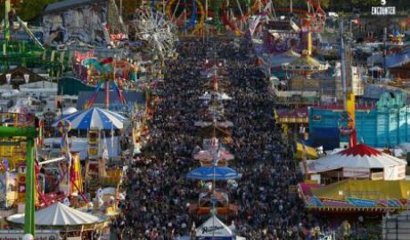 Rucsacurile vor fi interzise în acest an la Oktoberfest. Foto: reuters
