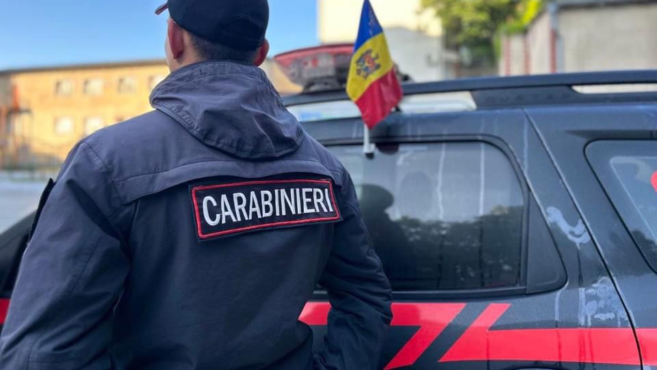 Un carabinier aflat în afara orelor de serviciu a ajutat un copil rătăcit la Bălți.