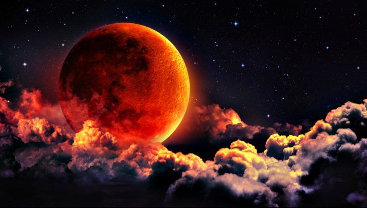 Fenomen astronomic în Chişinău. Ce prevesteşte Super Luna Albastră