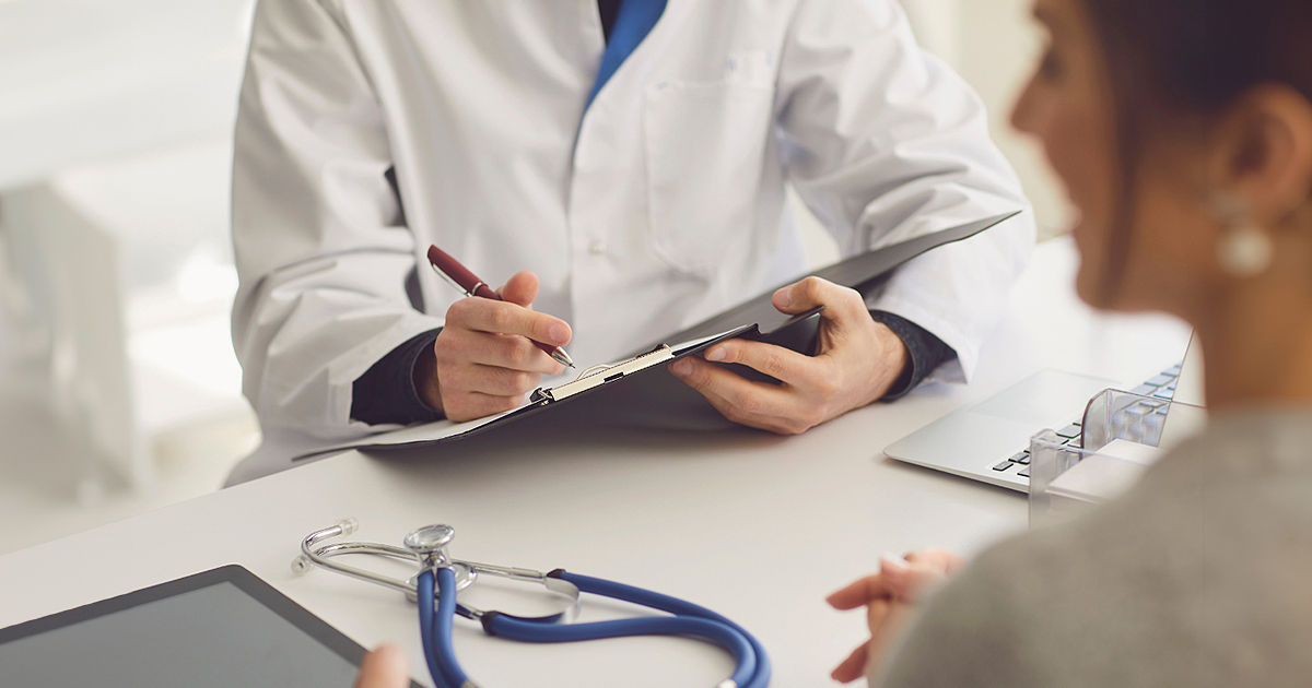 Sindicatele din sănătate cer majorări salariale de 30% pentru medici.