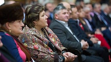 Guvernul cheamă la dialog autorităţile publice locale 